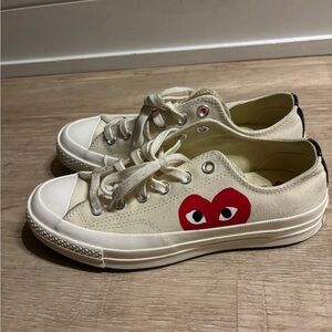 Comme des Garcons PLAY Kids Beige Sneakers